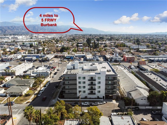 11714 Archwood Street, North Hollywood CA: https://media.crmls.org/medias/b28c99c1-35a8-424b-ae3a-25795300d575.jpg