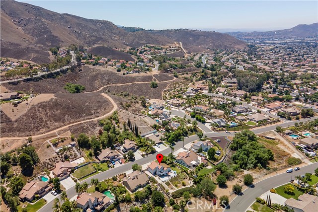 2151 Lyon Avenue, Riverside CA: https://media.crmls.org/medias/b28caf68-bf80-4be4-99e2-bf3b942dfa13.jpg
