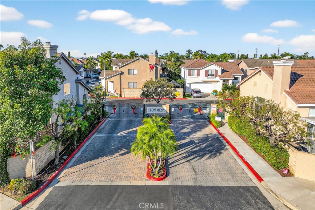 MLS #OC25263276 image #42