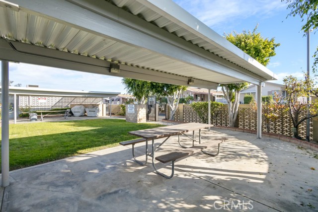 Detail Gallery Image 35 of 38 For 1250 N State College Spc 18, Anaheim,  CA 92806 - 3 Beds | 2 Baths