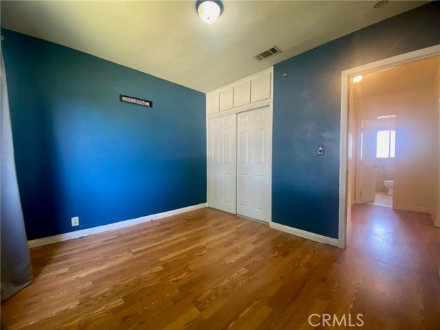 Detail Gallery Image 12 of 17 For 10118 Laurel Canyon Bld, Pacoima,  CA 91331 - 3 Beds | 1 Baths