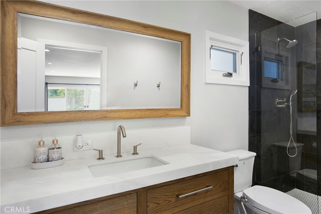 MLS #OC25163421 img 27