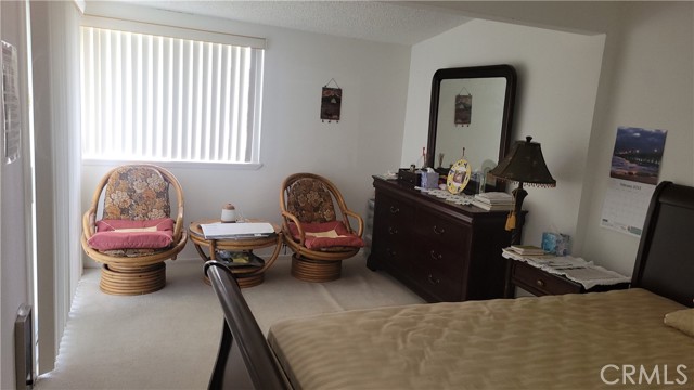 13671 Annandale Dr. Drive, Seal Beach CA: https://media.crmls.org/medias/b2910e63-947d-457d-95e9-747706e4059e.jpg