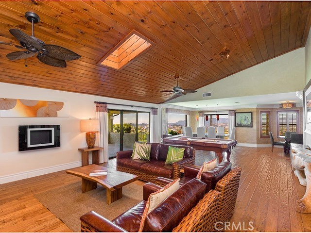 Detail Gallery Image 22 of 62 For 44665 La Cruz Dr, Temecula,  CA 92590 - 3 Beds | 3 Baths