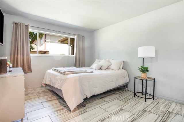 Detail Gallery Image 14 of 27 For 1069 W Sierra Madre Ave #1,  Azusa,  CA 91702 - 2 Beds | 1 Baths