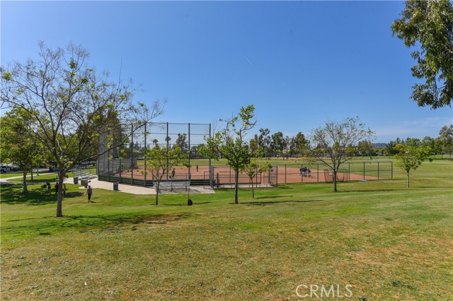 Detail Gallery Image 31 of 36 For 178 Garden Gate Ln, Irvine,  CA 92620 - 3 Beds | 2/1 Baths