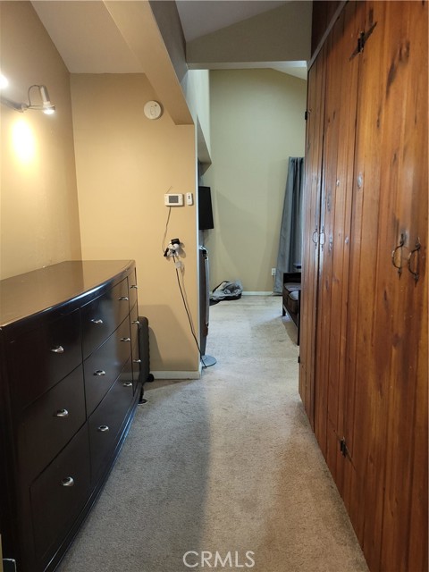 7161 N Atlantic Place, Long Beach CA: https://media.crmls.org/medias/b2929895-c6d5-4e04-ab93-22c6bccfe841.jpg