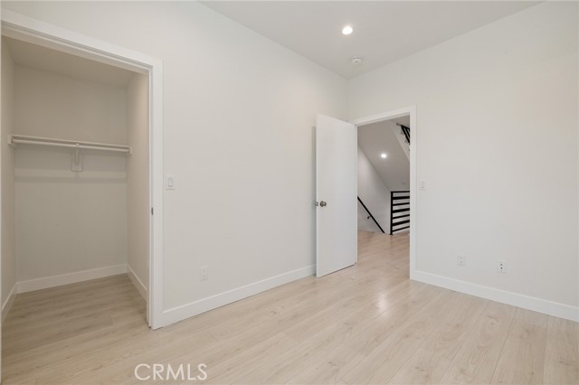 Detail Gallery Image 32 of 53 For 1143 Irolo St, Los Angeles,  CA 90006 - 12 Beds | 14 Baths