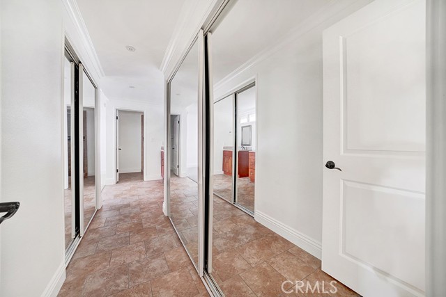 B2934504 C1b1 4ca4 9ece E969f772139e