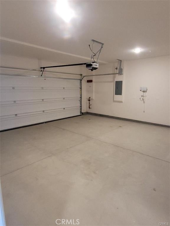 Detail Gallery Image 6 of 10 For 2058 Bergamot, Redlands,  CA 92374 - 3 Beds | 2/1 Baths