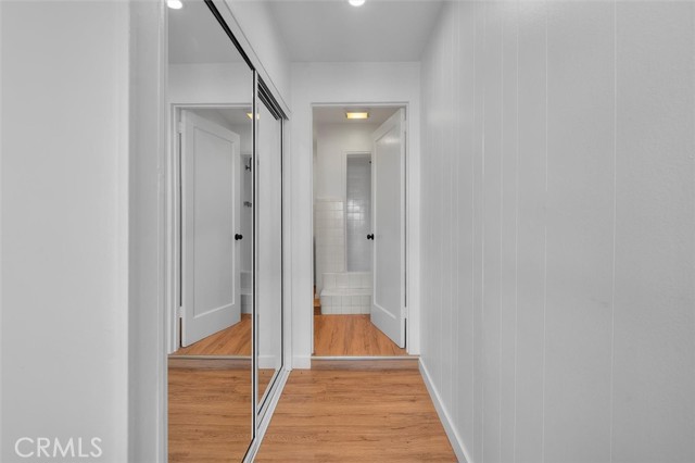 225 42nd Street, Manhattan Beach CA: https://media.crmls.org/medias/b2938b62-bbd4-489e-8130-73166a7c9487.jpg