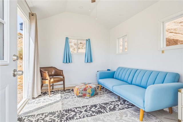 Detail Gallery Image 36 of 62 For 56833 Oakwood, Yucca Valley,  CA 92284 - 2 Beds | 2/1 Baths