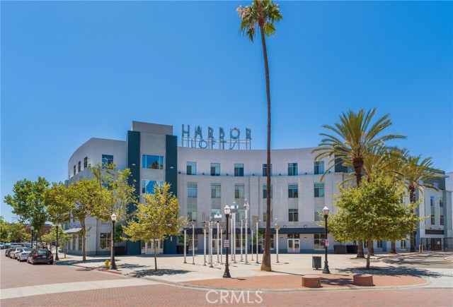 435 W Center Street, Anaheim CA: https://media.crmls.org/medias/b294063e-e07f-4426-a845-b7990032afd0.jpg