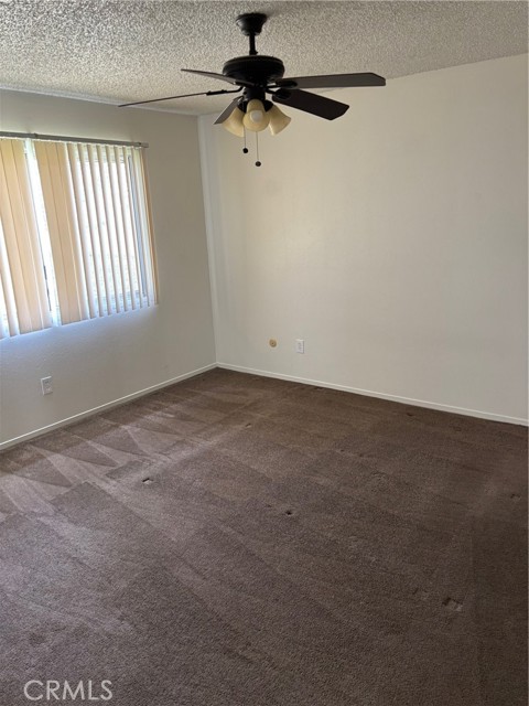 Detail Gallery Image 9 of 15 For 21320 Santa Barbara Dr, Tehachapi,  CA 93561 - 3 Beds | 2 Baths