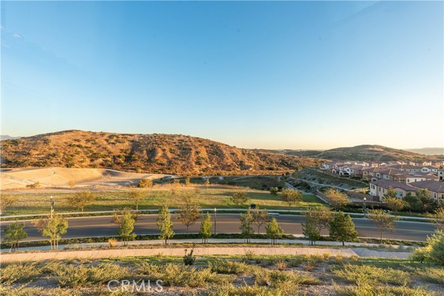 Detail Gallery Image 33 of 43 For 102 Mossvine, Irvine,  CA 92618 - 4 Beds | 4/1 Baths