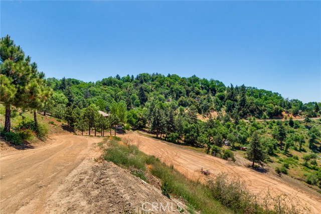 0 Pine Bench Road, Yucaipa CA: https://media.crmls.org/medias/b295b4f6-d836-41dc-8a1d-1b7fed15000c.jpg
