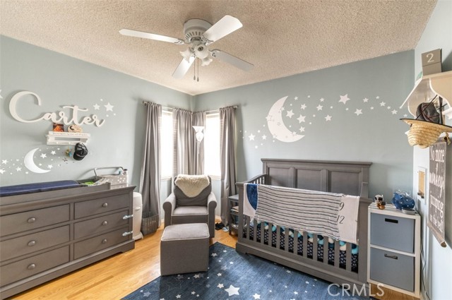 931 5th Street, Hermosa Beach, California 90254, 6 Bedrooms Bedrooms, ,2 BathroomsBathrooms,Residential,Sold,5th,SB22187324