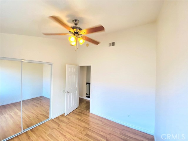 Detail Gallery Image 22 of 38 For 39221 Beacon Ln, Palmdale,  CA 93551 - 5 Beds | 3 Baths