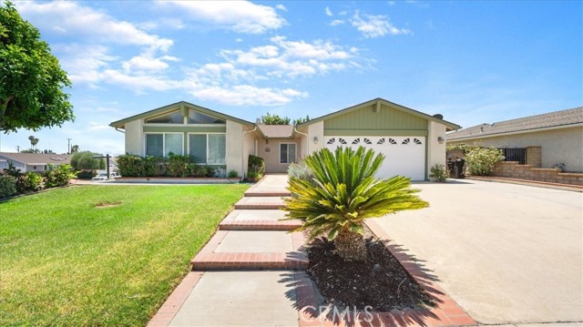 1304 Elmer Court, Upland, California 91786, 3 Bedrooms Bedrooms, ,2 BathroomsBathrooms,Single Family Residence,For Sale,Elmer,IG24157417