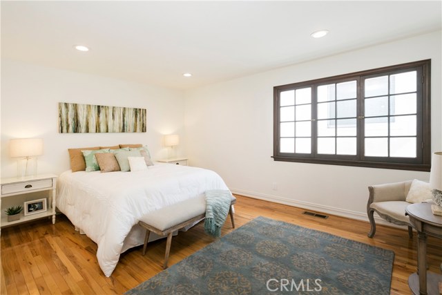 600 35th Street, Manhattan Beach, California 90266, 3 Bedrooms Bedrooms, ,2 BathroomsBathrooms,Residential,Sold,35th,SB17026414