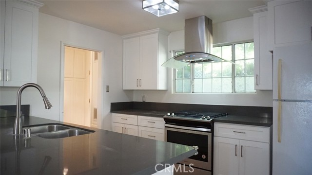 Detail Gallery Image 10 of 22 For 15819 Rosalita, La Mirada,  CA 90638 - 3 Beds | 2 Baths