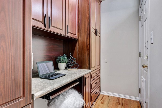 Detail Gallery Image 65 of 75 For 104 Saint Joseph Ave, Long Beach,  CA 90803 - 5 Beds | 3 Baths