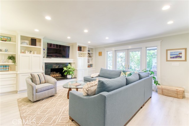 4317 Candleberry, Seal Beach CA: https://media.crmls.org/medias/b298d6ec-c2e4-4e03-97e8-c25fdfa40405.jpg