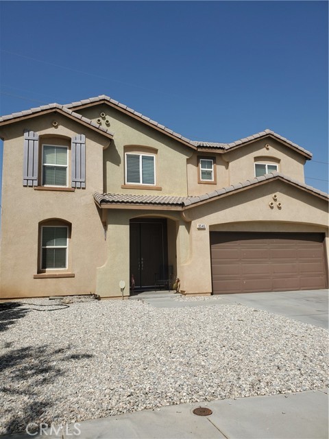 Detail Gallery Image 2 of 17 For 9546 Peridot Ave, Hesperia,  CA 92344 - 4 Beds | 2/1 Baths