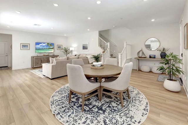 171 Junco, Irvine CA: https://media.crmls.org/medias/b29a3633-6a45-4c4b-a0eb-8c54166a5175.jpg