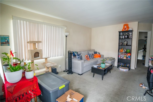 290 W 19th Street, Long Beach CA: https://media.crmls.org/medias/b29af107-1ae0-4cdf-9f8f-d4eb9c968d56.jpg