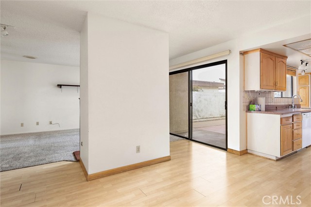 Detail Gallery Image 13 of 20 For 221 Marquis Pl, Santa Maria,  CA 93454 - 2 Beds | 2 Baths