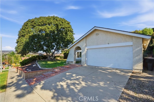 Detail Gallery Image 4 of 42 For 6320 Fairlynn, Yorba Linda,  CA 92886 - 3 Beds | 2 Baths