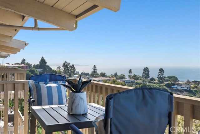 6542 Ocean Crest Drive, Rancho Palos Verdes, California 90275, 2 Bedrooms Bedrooms, ,2 BathroomsBathrooms,Residential,For Sale,Ocean Crest,SB25028382