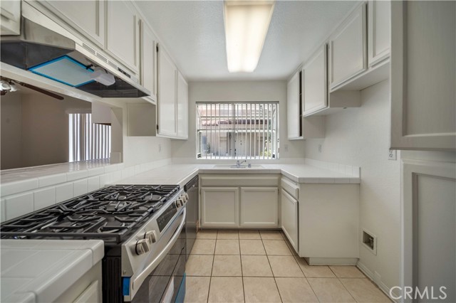 43441 30TH W Street, Lancaster CA: https://media.crmls.org/medias/b29f4e93-bdea-4228-9930-66fda24a388b.jpg