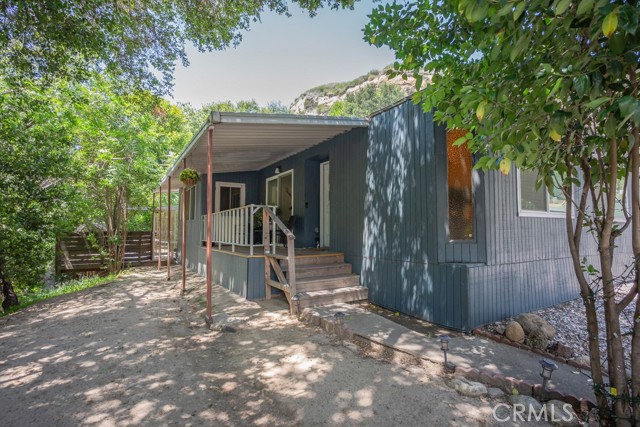 23500 The Old Road, Newhall CA: https://media.crmls.org/medias/b29f7803-3299-4b2b-9126-5655376c23a5.jpg