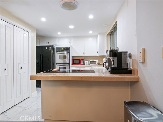 Detail Gallery Image 4 of 24 For 3500 W Manchester #450,  Inglewood,  CA 90305 - 3 Beds | 2 Baths