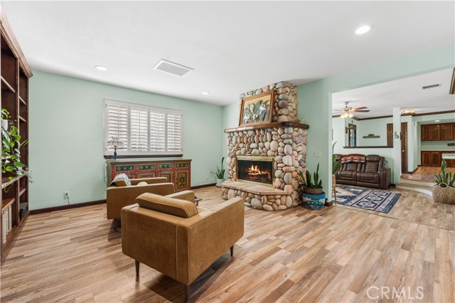 Detail Gallery Image 22 of 75 For 2651 W Avenue N12, Palmdale,  CA 93551 - 5 Beds | 4 Baths