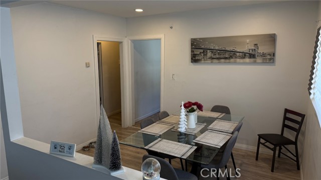 Detail Gallery Image 6 of 11 For 2829 S Rimpau, Los Angeles,  CA 90016 - 4 Beds | 2 Baths