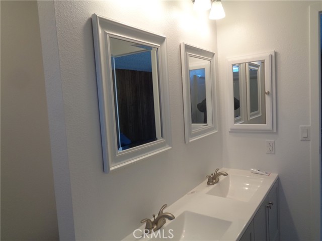 Detail Gallery Image 9 of 34 For 1550 Rimpau Ave, Corona,  CA 92881 - 2 Beds | 2 Baths