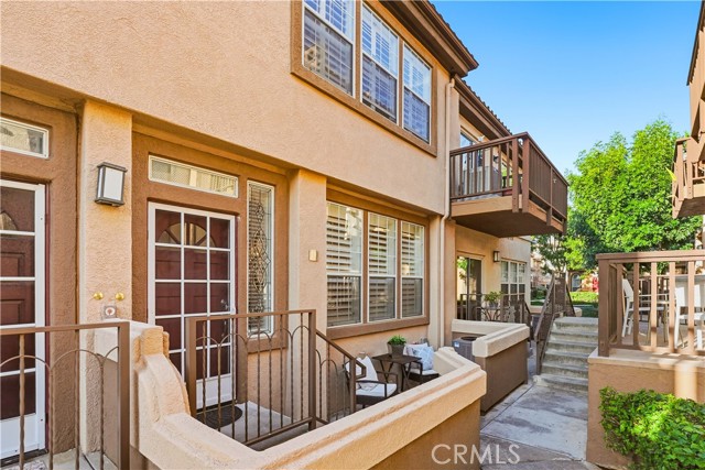 Front Image Thumbnail for CROC26019735