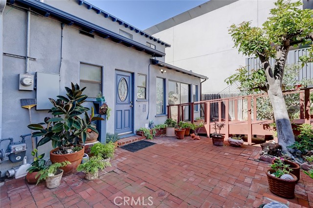 4104 The Strand, Manhattan Beach, California 90266, 3 Bedrooms Bedrooms, ,2 BathroomsBathrooms,Residential,Sold,The Strand,SB21240143