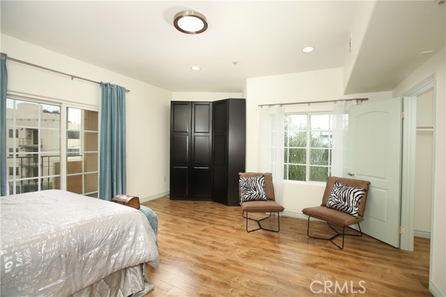 Detail Gallery Image 18 of 24 For 6064 Hazelhurst Pl #1,  North Hollywood,  CA 91606 - 3 Beds | 3/1 Baths