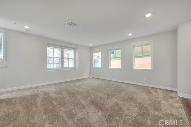 6 Crown Point Drive, Rancho Mission Viejo CA: https://media.crmls.org/medias/b2a3938f-ab05-48de-8bdc-d8afb8e20944.jpg