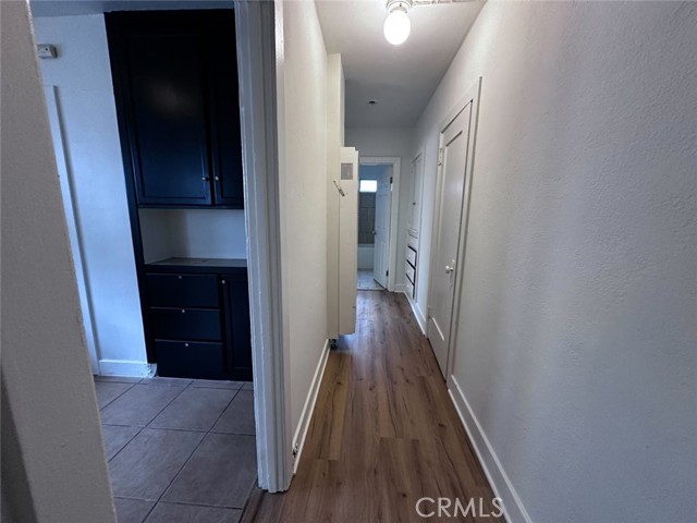 1805 W 35th Street, Los Angeles CA: https://media.crmls.org/medias/b2a3bc38-9635-48b2-8dce-66a65cb5009e.jpg