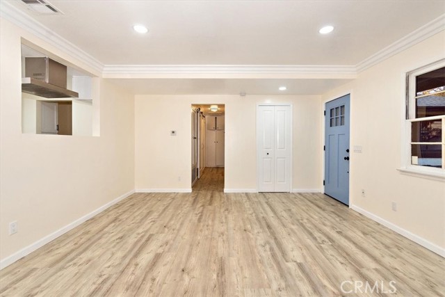Detail Gallery Image 10 of 28 For 446 E Francis St, Corona,  CA 92879 - 3 Beds | 2 Baths