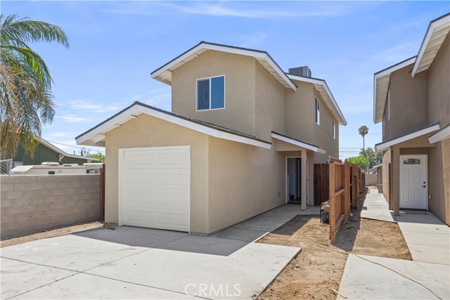 Detail Gallery Image 1 of 16 For 1415 Oregon Street Lot 3, Bakersfield,  CA 93305 - 5 Beds | 3/1 Baths