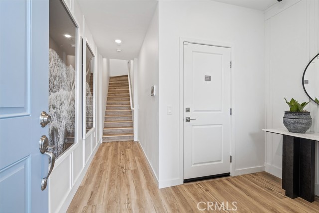 Detail Gallery Image 3 of 17 For 2392 Haley Point Dr #103,  Ventura,  CA 93003 - 2 Beds | 2/1 Baths