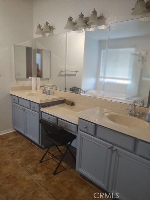 26205 Emily Place, Murrieta CA: https://media.crmls.org/medias/b2a4fdab-eba5-41a8-a4d0-3748b5fe7343.jpg