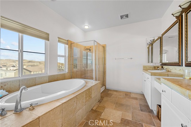 2123 Coconut Place, Palmdale CA: https://media.crmls.org/medias/b2a50451-b967-487f-bdf2-6c5ed1c0b738.jpg