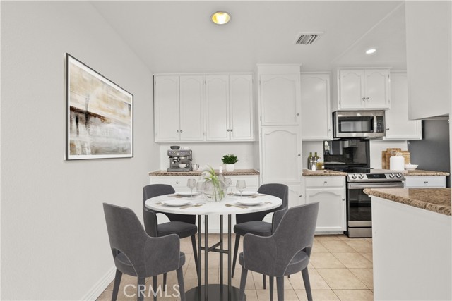 Detail Gallery Image 12 of 62 For 1880 Veteran Ave Ph 306,  Los Angeles,  CA 90025 - 4 Beds | 3 Baths